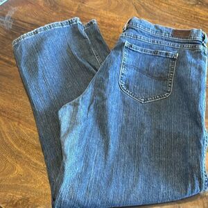 Lee Relaxed Straight Leg “At The Waist”, Size 18 Medium